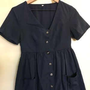 Button-down dress with pockets
